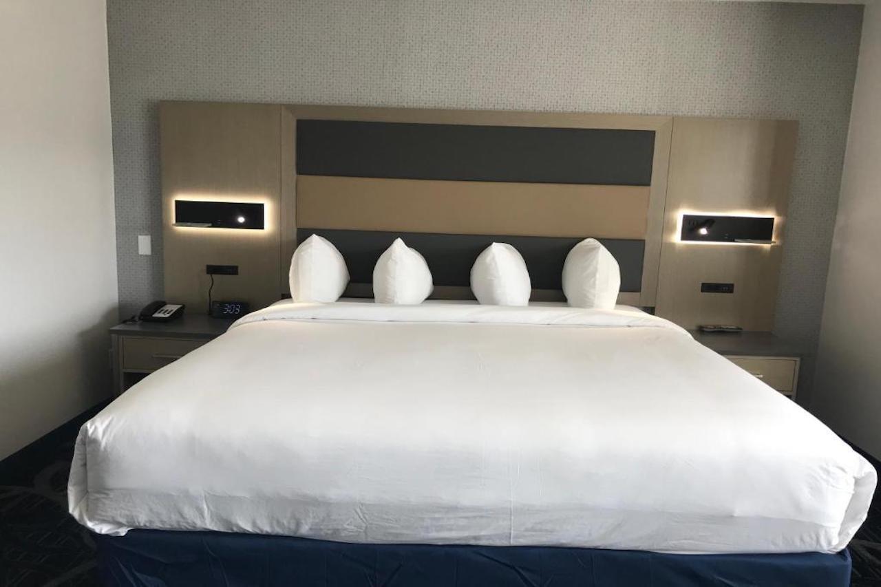 Hotel Aluxor Sfo, Sapphire Boutique Collection San Bruno Dış mekan fotoğraf